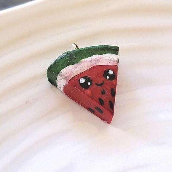 Little polymer watermelon charm - Picture 10 of 10